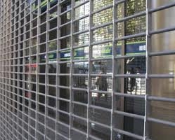 Portones eléctricos y cortinas metálicas arrollables