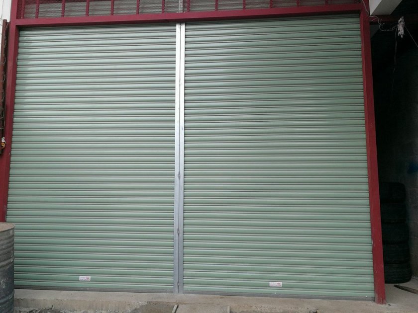 Cortina metálica en Escazú