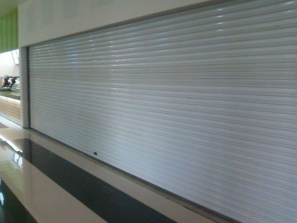 cortina metálica sin cobertor